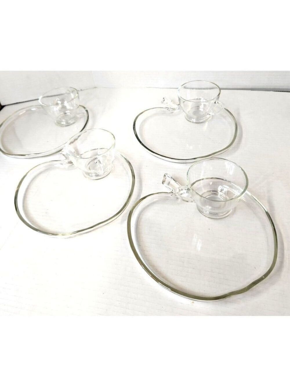 Apple Orchard Shaped Glass, Snack or Lunch Plate and cup Set of 4 (8 Pcs),Anchor